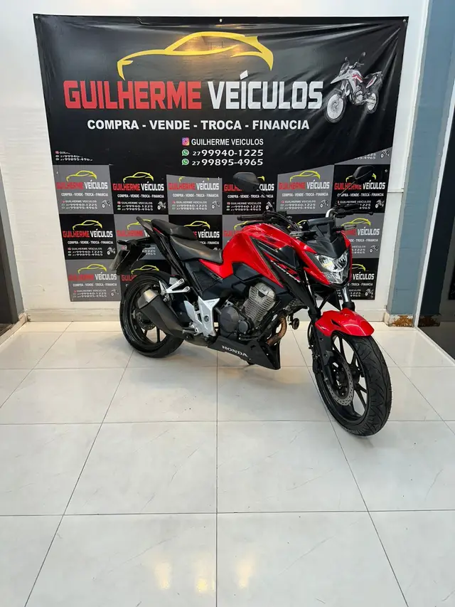 Moto Honda CB 300F Twister 2023 (CBS)