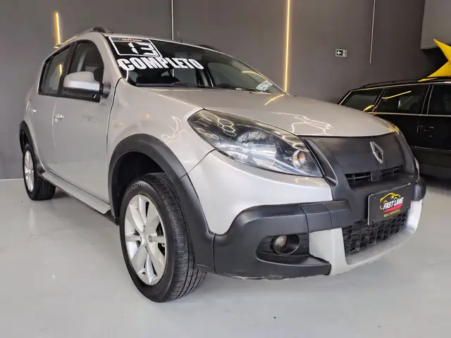 Carro Renault Sandero Stepway 2013 1.6 8V (Flex)
