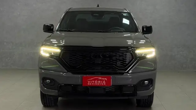 Carro Ram Rampage 2024 Rebel 2.0 Turbodiesel