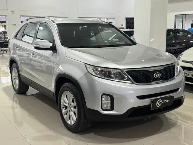 Carro Kia Sorento 2015 2.4 16V 4x2 (Aut)
