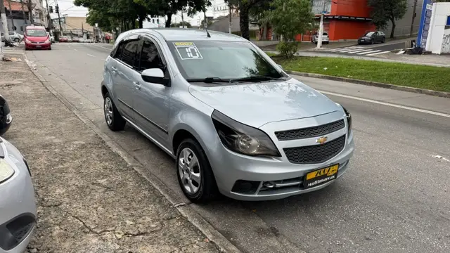 Carro Chevrolet Agile 2010 LT 1.4 8V (Flex)