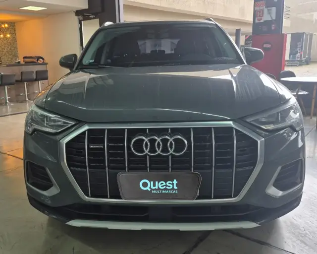 Carro Audi Q3 2022 Performance 2.0 TFSI Tiptr. Quattro