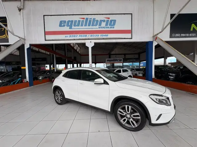 Carro Mercedes-Benz GLA 200 2016 GLA 200 1.6 Advance