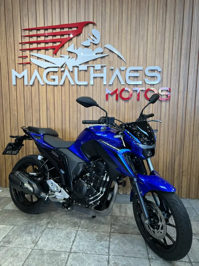 Moto Yamaha Fazer FZ25 2025 Connected
