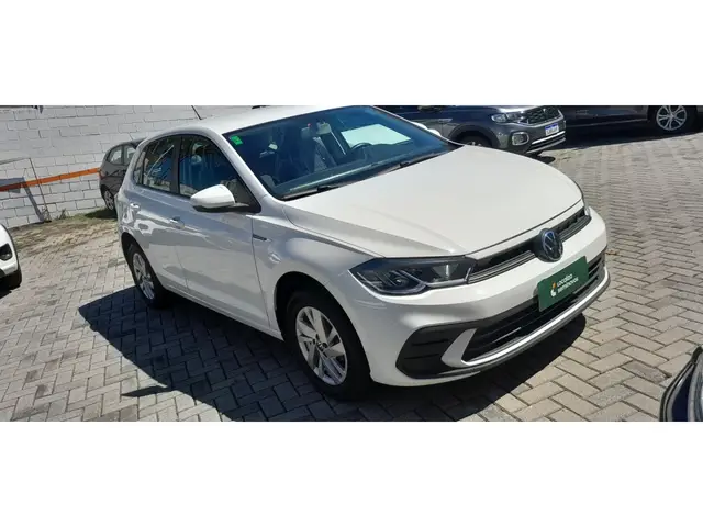 Carro Volkswagen Polo 2025 Track 1.0 Flex 12V 5p