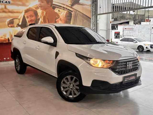 Carro Fiat Strada 2023 Freedom 1.3 CD (Flex)