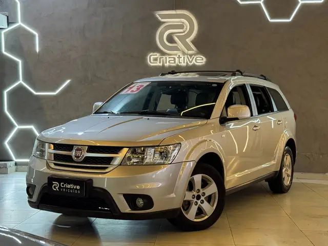 Carro Fiat Freemont 2013 2.4 16V Precision (Aut)