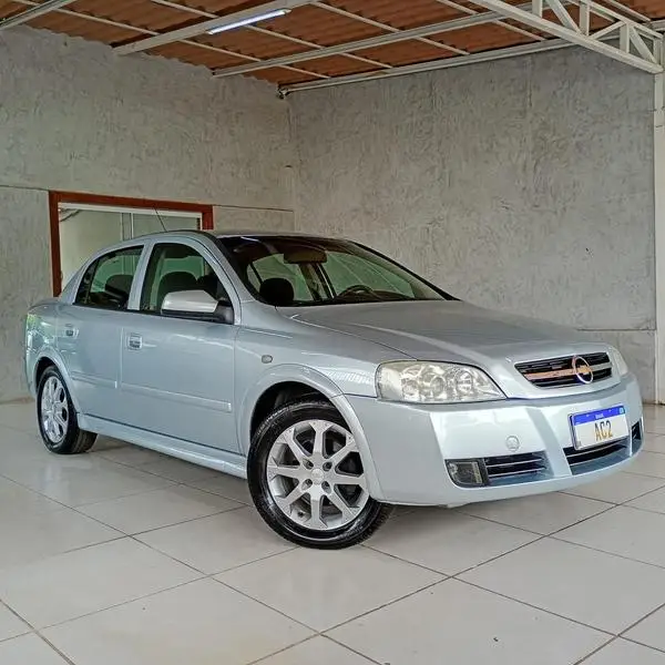 Carro Chevrolet Astra Sedan 2011 Advantage 2.0 (Flex)