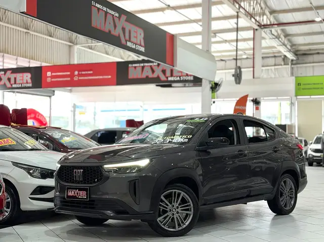 Carro Fiat Fastback 2024 Turbo 200