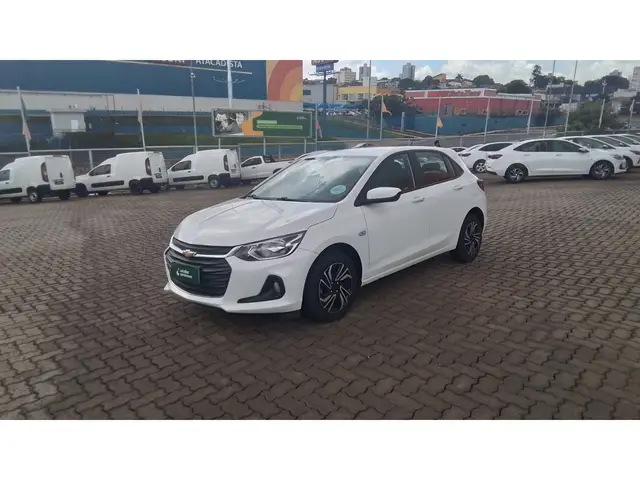 Carro Chevrolet Onix Plus 2025 LT 1.0
