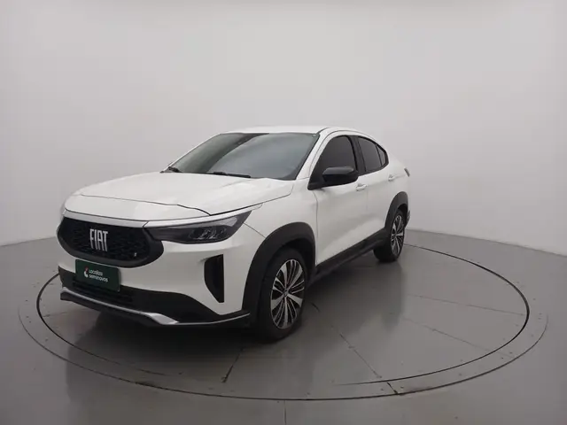 Carro Fiat Fastback 2025 Audace