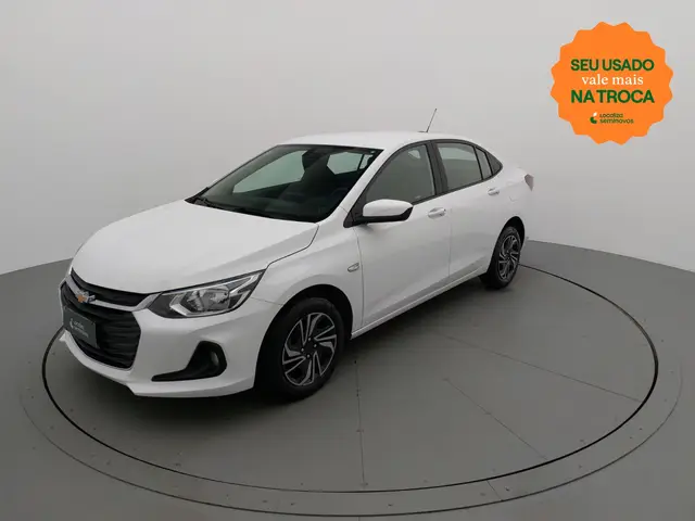 Carro Chevrolet Onix Plus 2024 LT 1.0