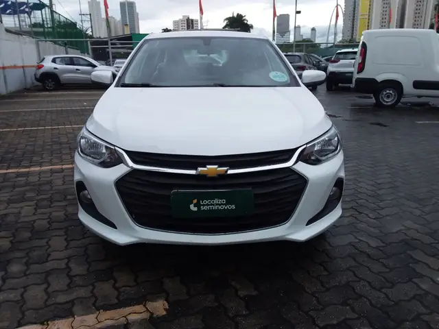 Carro Chevrolet Onix Plus 2024 LT 1.0