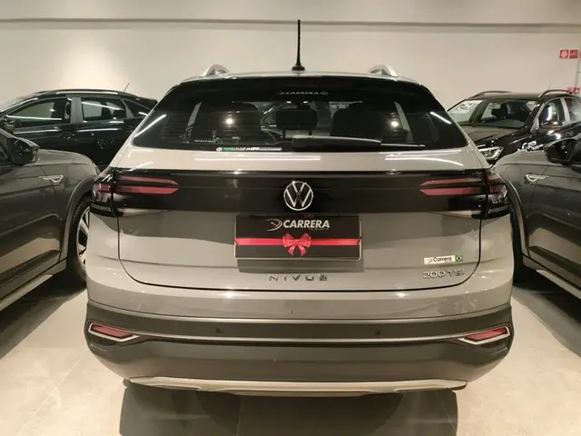 Carro Volkswagen Nivus 2024 Highline 200 TSI