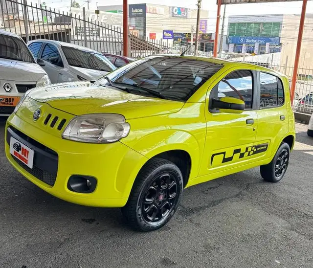 Carro Fiat Uno 2011 Attractive 1.4 8V (Flex) 2p