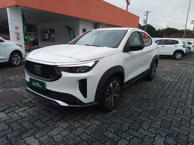 Carro Fiat Fastback 2025 Audace