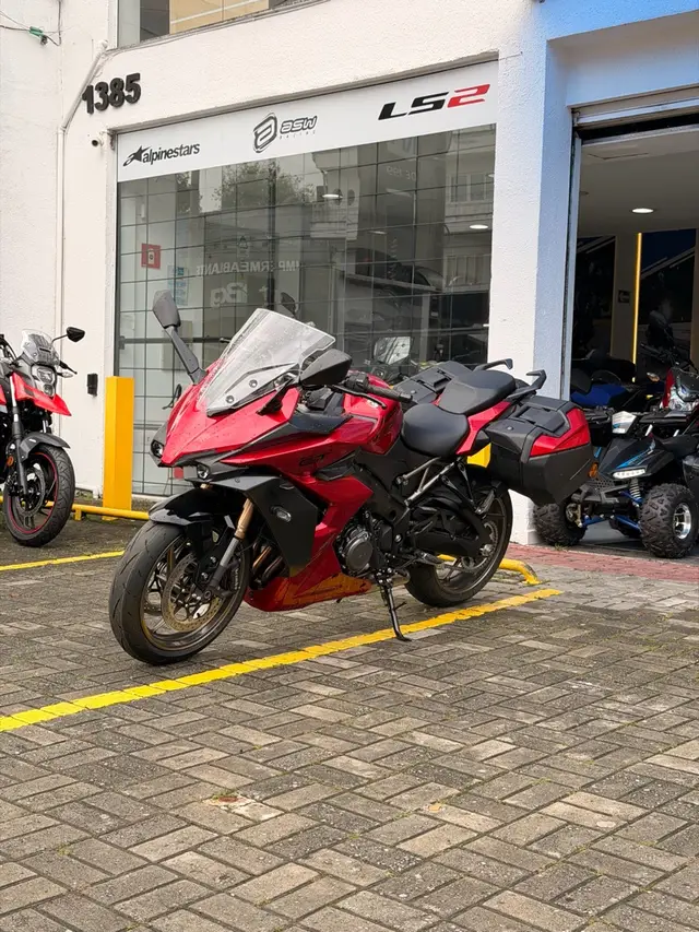 Moto Suzuki GSX-S 1000 2025 GT