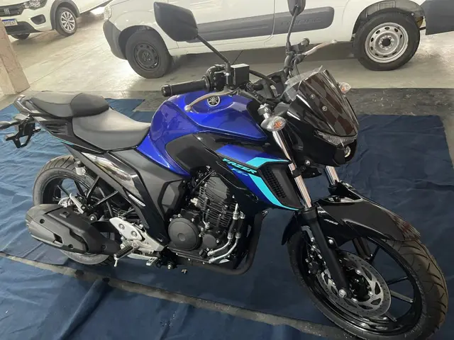 Moto Yamaha Fazer FZ25 2024 Flex