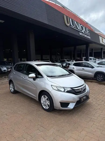 Carro Honda Fit 2016 1.5 16v LX CVT (Flex)