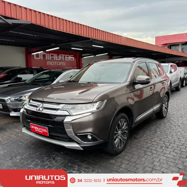 Carro Mitsubishi Outlander 2016 GT 4WD 3.0 V6 (Aut)