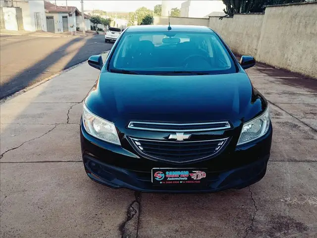 Carro Chevrolet Onix 2014 1.0 LT SPE/4
