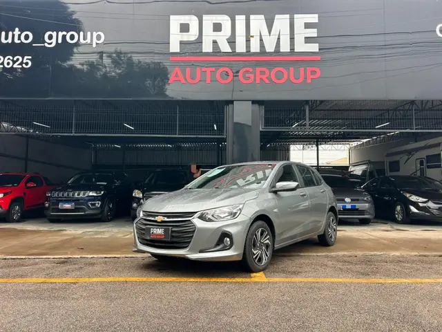 Carro Chevrolet Onix 2025 LT 1.0