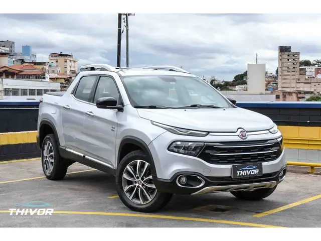 Carro Fiat Toro 2019 Volcano 2.0 diesel AT9 4x4