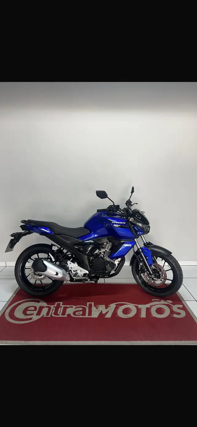 Moto Yamaha Fazer FZ15 2024 ABS