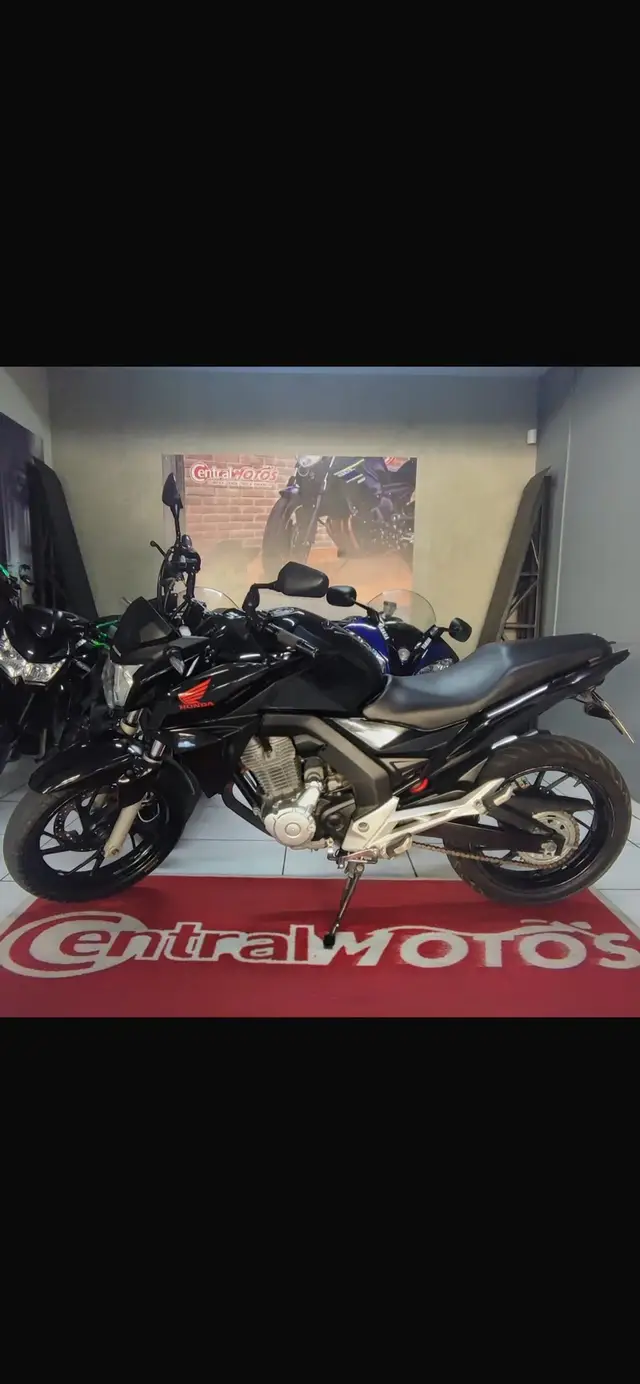 Moto Honda CB 250F Twister 2017 Standard