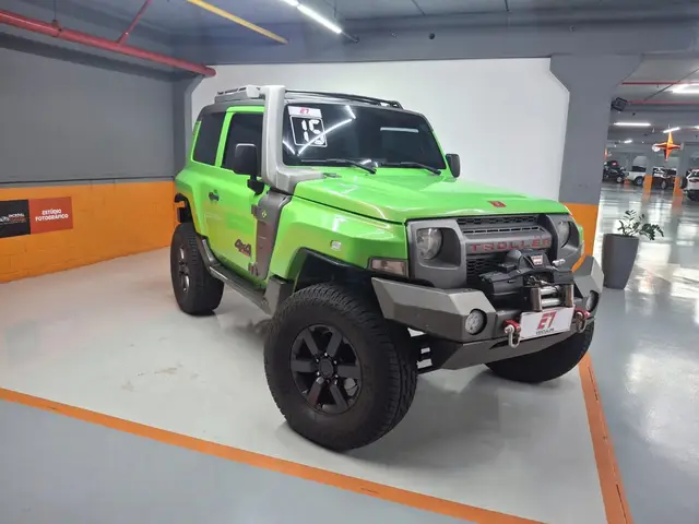 Carro Troller T4 2015 3.2 XLT Diesel