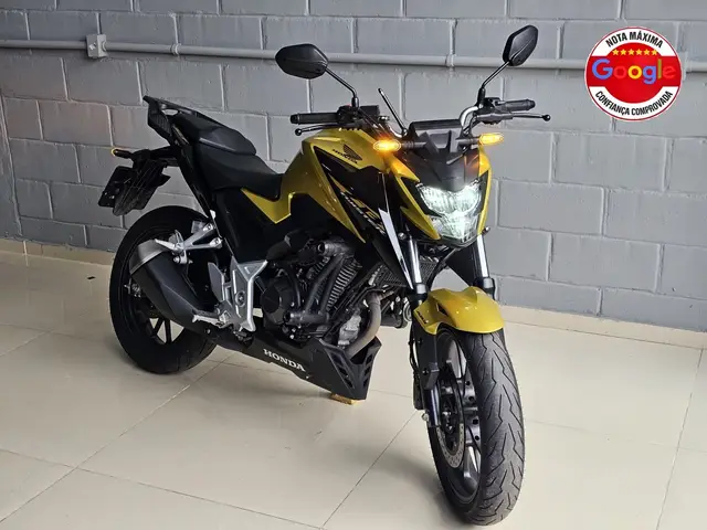 Moto Honda CB 300F Twister 2024 (ABS)