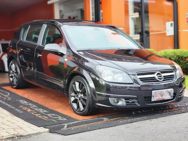 Carro Chevrolet Vectra GT 2009 -X 2.0 8V (Flex)