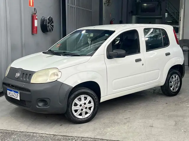 Carro Fiat Uno 2012 Vivace 1.0 8V (Flex) 4p
