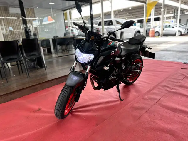 Moto Yamaha MT-07 2023 ABS