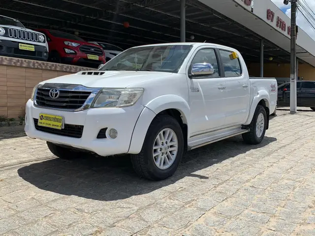 Carro Toyota Hilux Cabine Dupla 2013 Hilux 3.0 TDI 4x4 CD SRV (Aut)