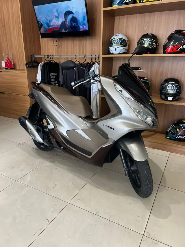 Moto Honda PCX 150 2022 DLX
