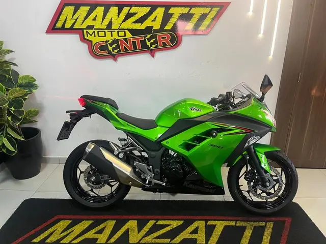 Moto Kawasaki Ninja 2024 300