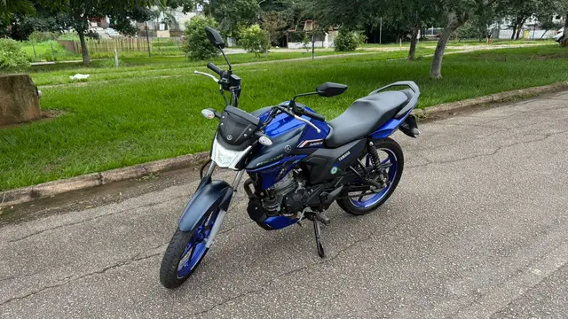 Moto Yamaha YBR 150 Factor 2025 DX