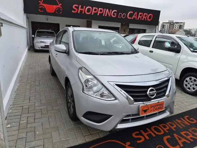 Carro Nissan Versa 2016 1.6 16V SL (Flex)