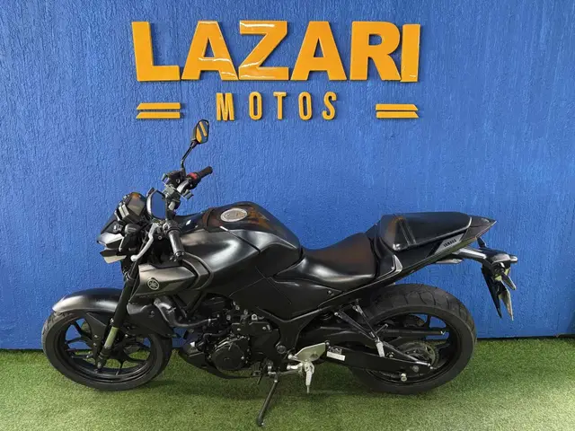 Moto Yamaha MT-03 2023 ABS