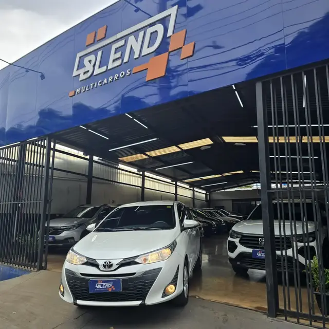 Carro Toyota Yaris 2019 1.3 XL Plus Tech CVT (Flex)