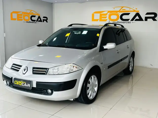 Carro Renault Megane Grand Tour 2013 Mégane Grand Tour Dynamique 1.6 16V (flex)