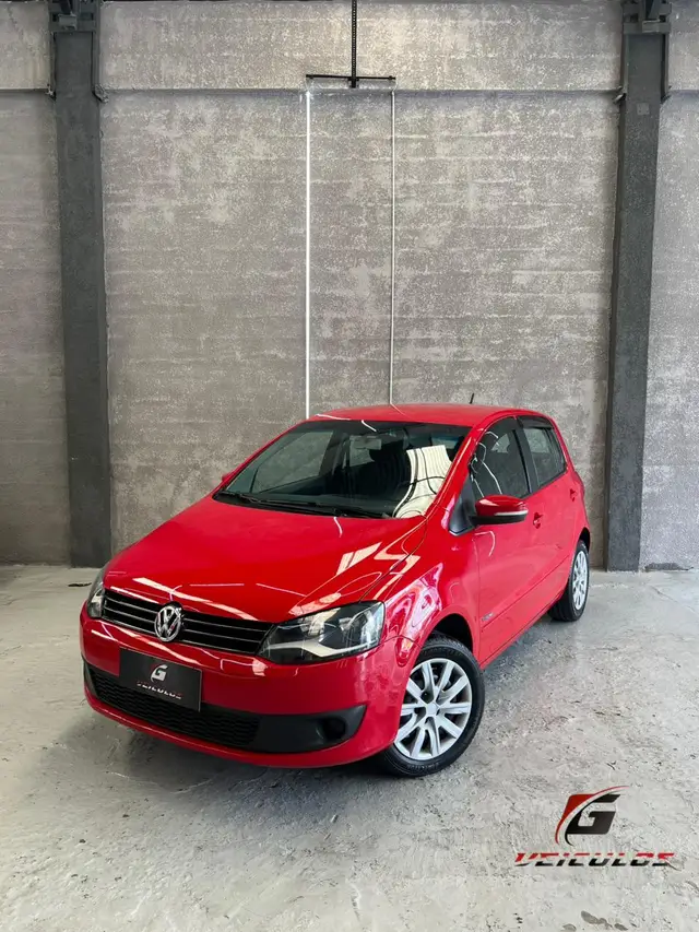 Carro Volkswagen Fox 2013 1.0 TEC (Flex) 4p