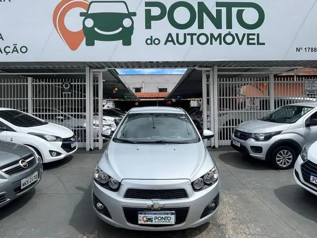 Carro Chevrolet Sonic 2012 Hatch LTZ (Aut)