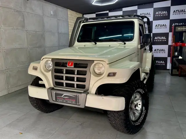 Carro Troller T4 2013 3.2