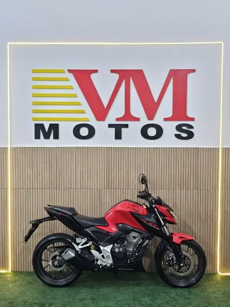 Moto Honda CB 300F Twister 2024 Standard