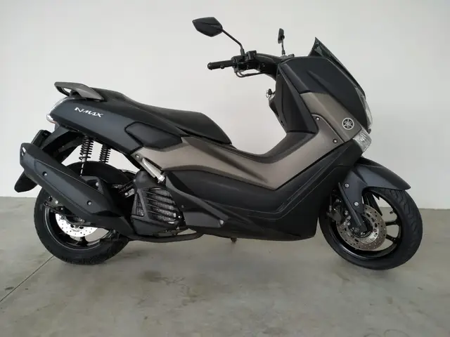 Moto Yamaha NMax 2018 160 ABS