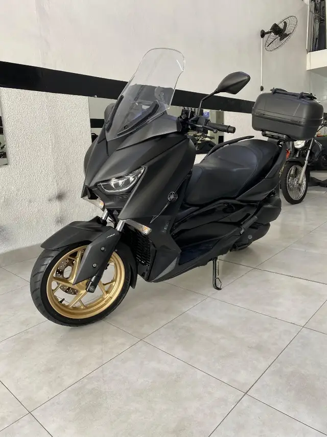 Moto Yamaha XMax 2021 250 (ABS)