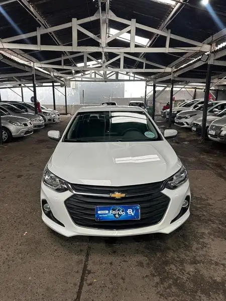 Carro Chevrolet Onix 2025 1.0