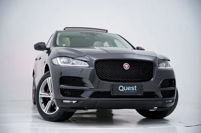 Carro Jaguar F-Pace 2017 2.0D Prestige 4WD